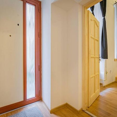 2 Bedroom Flat In The Dob Street, Venus บูดาเปสต์ ภายนอก รูปภาพ